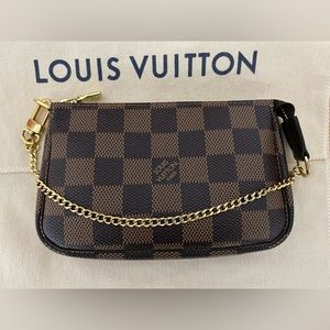 Louis Vuitton Mini Pochette Damier Ebene